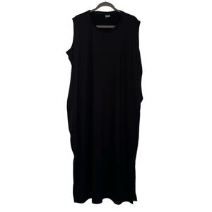 Real Essentials size 2X women’s black leisure dress w/pockets & side slit